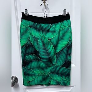 NWT Gracia Palm Skirt Size M